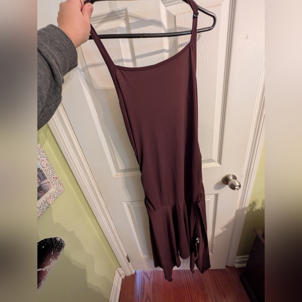 Elegant Sleeveless Brown Dress